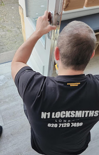 locksmith services in n11